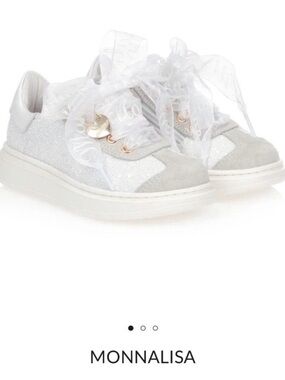 Monnalisa Girls White Leather  Trainers Sneakers  Size 33 USA 2 🤍